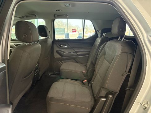 Used 2018 Chevrolet Traverse LT w/ LPO, Cargo Package image 13