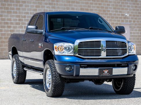 Used 2007 Dodge Ram 2500 Truck Laramie AWD/4WD image 6