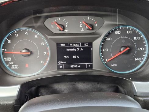 Used 2021 Chevrolet Traverse LS FWD image 15