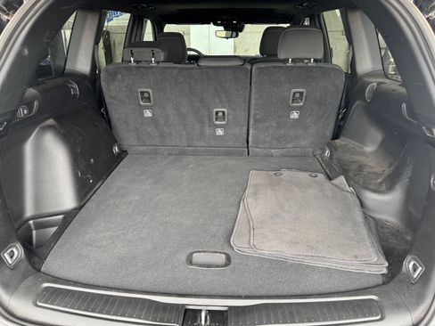 Used 2024 Jeep Grand Cherokee Laredo X RWD image 27