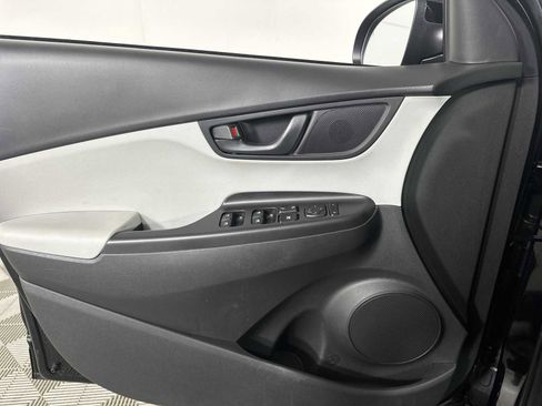 Used 2023 Hyundai Kona SEL image 25