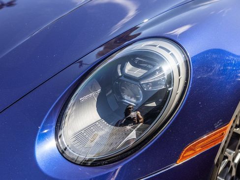 Certified 2024 Porsche 911 Carrera GTS RWD image 25