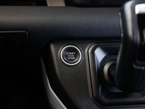 Used 2020 Land Rover Defender 110 First Edition image 36