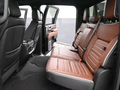 Used 2024 GMC Sierra 3500 Denali Ultimate AWD/4WD image 20