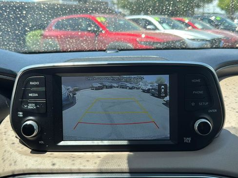Used 2020 Hyundai Santa Fe SEL FWD image 17