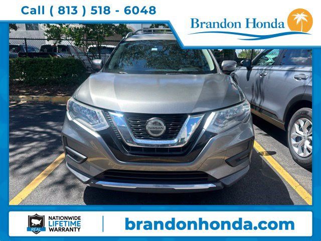 Used 2019 Nissan Rogue SV FWD image 1