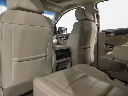 Used 2017 GMC Yukon Denali w/ Open Road Package image 38