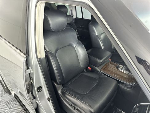 Used 2017 INFINITI QX80 4WD w/ Driver Assistance Package image 27