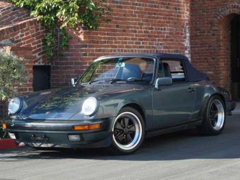 Used 1987 Porsche 911 Carrera RWD image 15