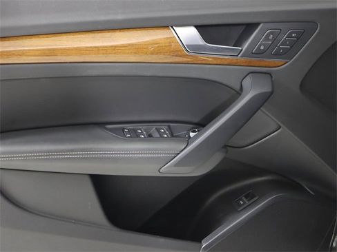 Certified 2022 Audi Q5 2.0T Premium Plus image 11