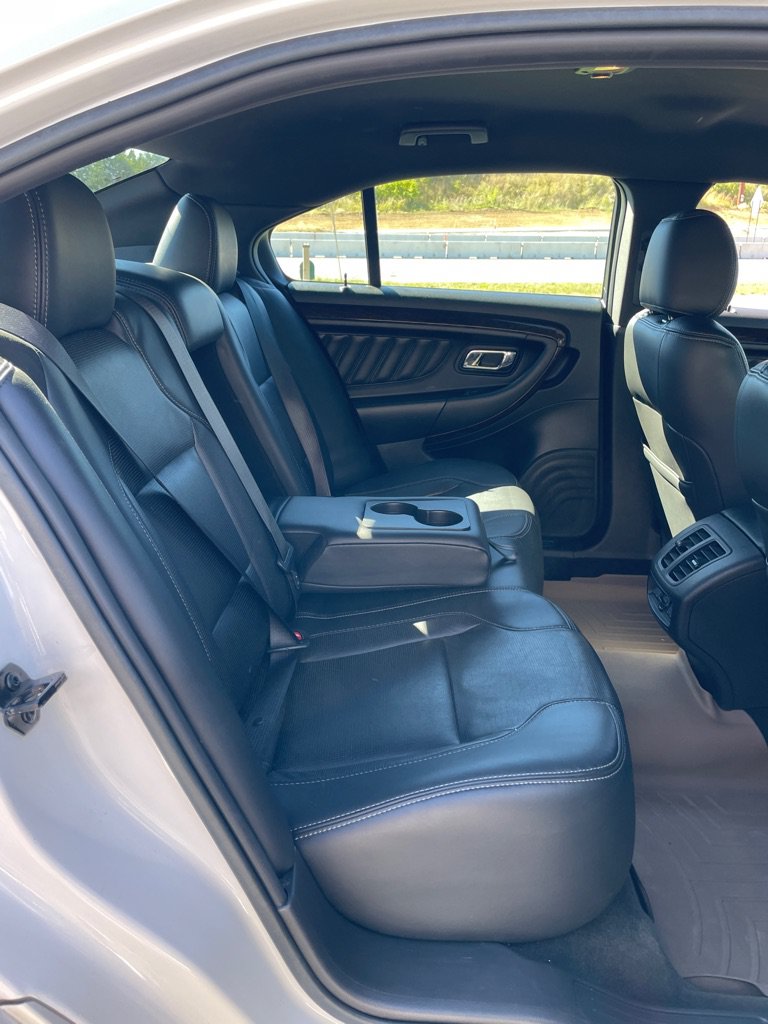 Used 2014 Ford Taurus Limited w/ Equipment Group 301A AWD/4WD image 20