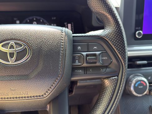 Used 2024 Toyota Tacoma SR5 AWD/4WD image 23