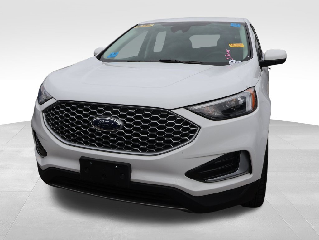 Used 2024 Ford Edge SEL AWD/4WD image 3
