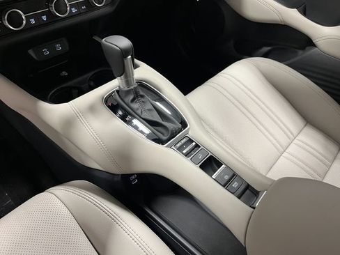 New 2027 Honda HR-V EX-L image 16