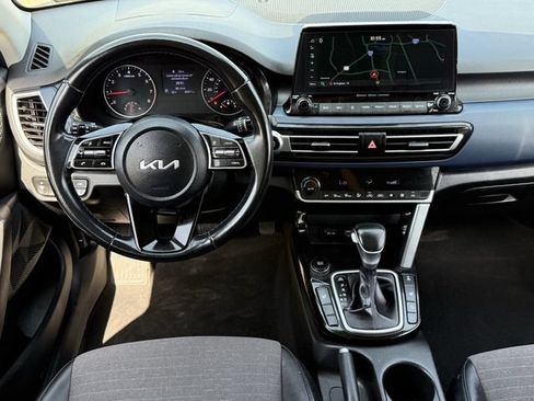 Used 2022 Kia Seltos Nightfall Edition AWD/4WD image 10