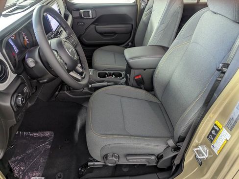 New 2026 Jeep Gladiator Sport image 10