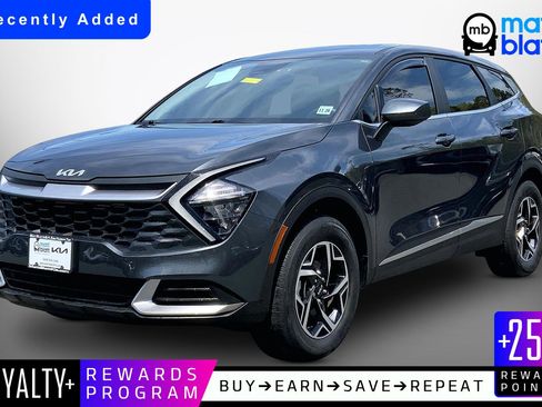 Used 2023 Kia Sportage LX AWD/4WD image 1