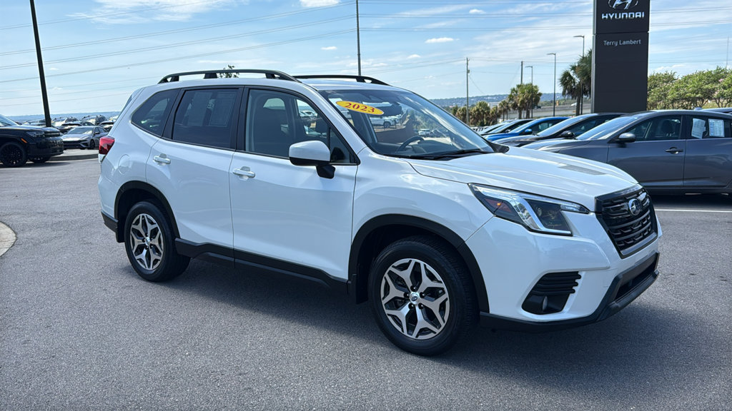 Used 2023 Subaru Forester Premium w/ Popular Package #3 AWD/4WD image 1