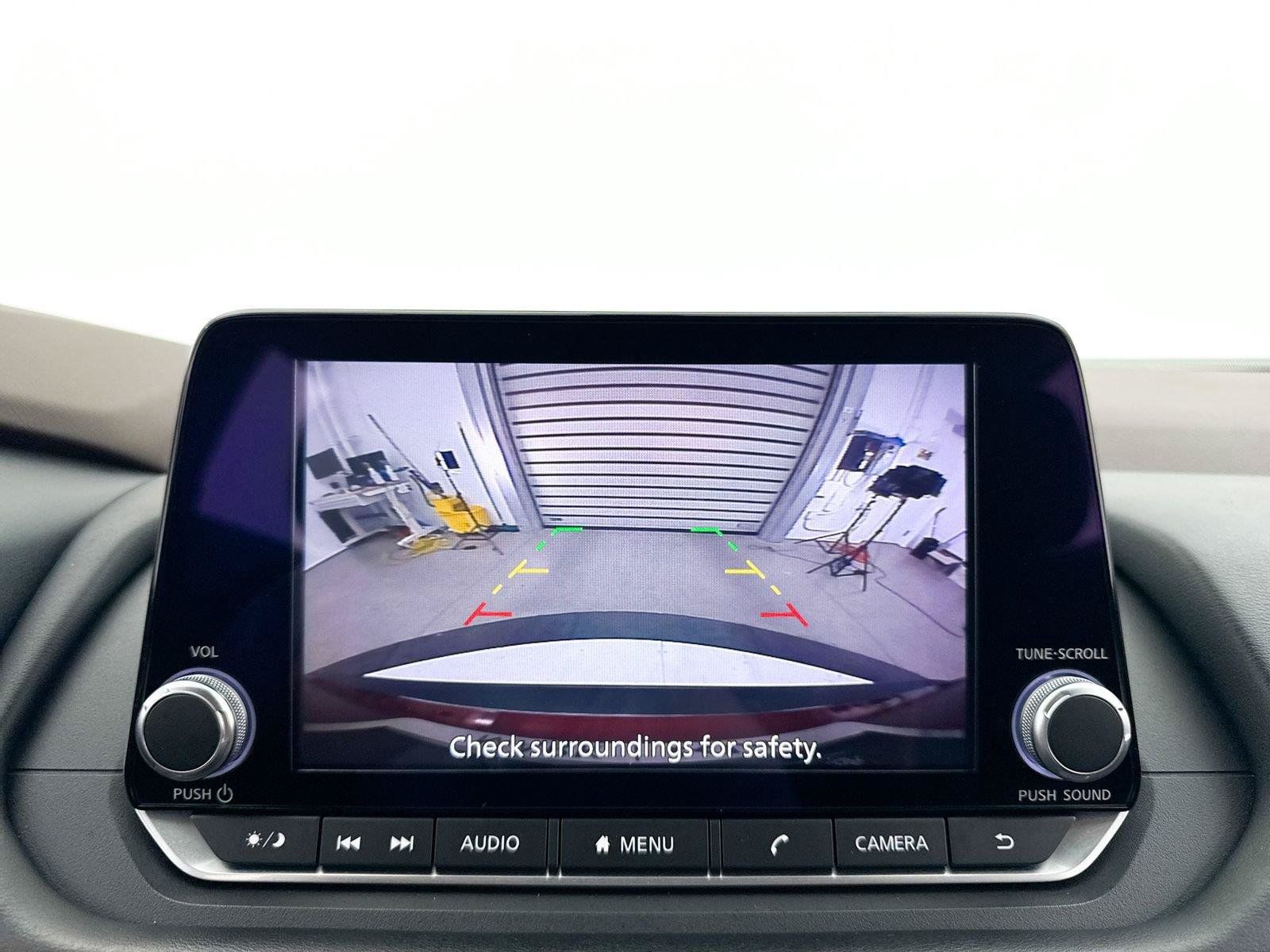 Used 2021 Nissan Rogue S FWD image 10