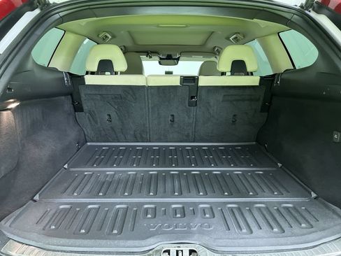 Used 2016 Volvo XC60 T6 Platinum w/ Climate Package FWD image 29