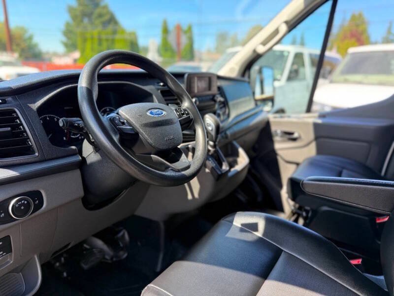 Used 2025 Ford Transit 350 XLT AWD/4WD image 14