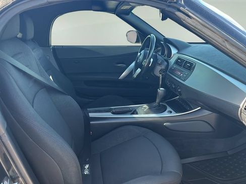 Used 2007 BMW Z4 3.0i RWD image 14