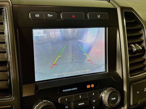 Used 2020 Ford F250 XLT image 15