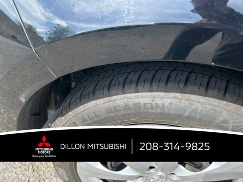 Used 2025 Toyota Corolla LE FWD image 24