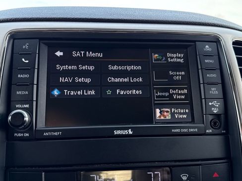 Used 2013 Jeep Grand Cherokee Laredo image 22