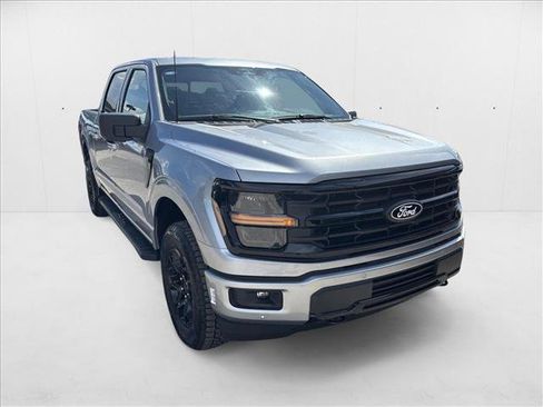 New 2025 Ford F150 XLT w/ Equipment Group 302A MID image 8