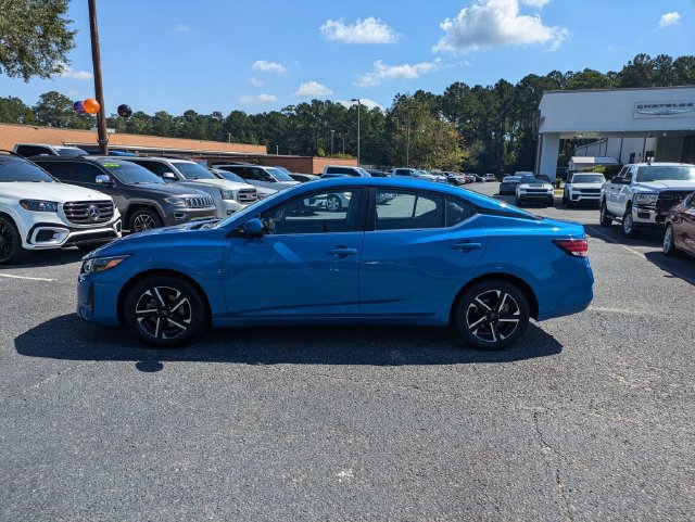 Used 2025 Nissan Sentra SV FWD image 8