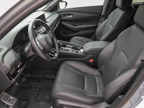 Used 2025 Honda Accord Sport image 17