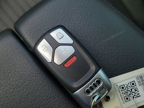 Used 2019 Audi Q7 3.0T Prestige w/ Prestige Package AWD/4WD image 28