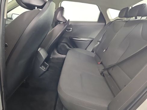 Used 2025 Kia K4 FWD image 13