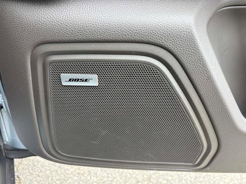 Used 2022 Porsche Macan image 16