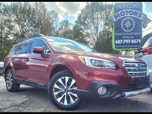 Used 2017 Subaru Outback 2.5i Limited image 1
