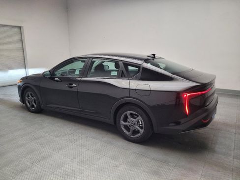 Used 2025 Kia K4 FWD image 3