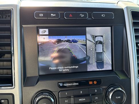 Certified 2019 Ford F250 Lariat w/ Lariat Ultimate Package image 22