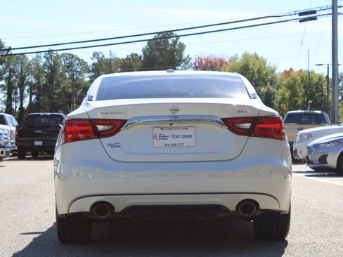 Used 2017 Nissan Maxima 3.5 SV image 6