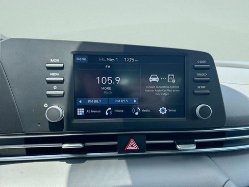 New 2026 Hyundai Elantra SE FWD image 24