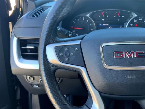 Used 2022 GMC Terrain SLE image 19
