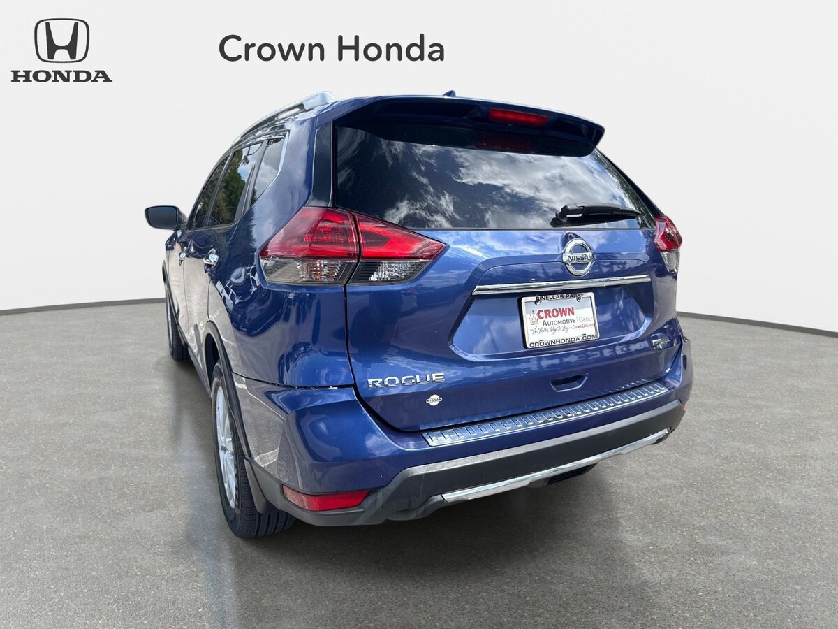 Used 2019 Nissan Rogue S w/ Special Edition Package FWD image 7