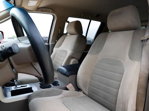Used 2008 Nissan Pathfinder SE RWD image 4