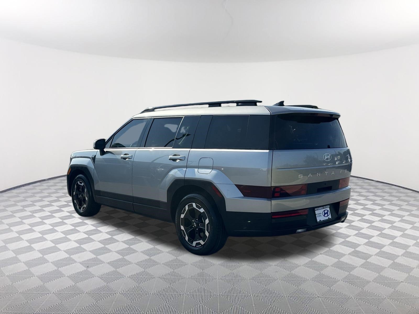 Used 2024 Hyundai Santa Fe SEL FWD image 7