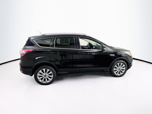 Used 2017 Ford Escape Titanium image 4