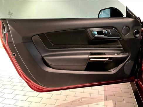 Used 2018 Ford Mustang Shelby GT350 w/ Electronics Package image 26