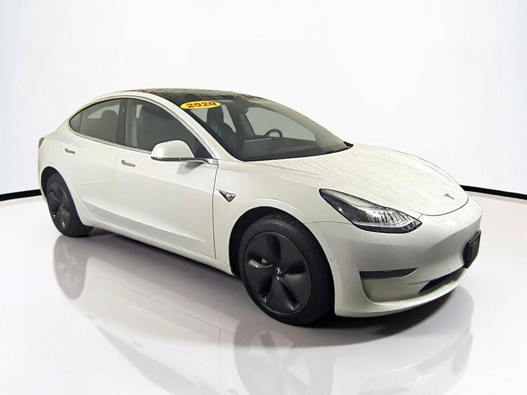 Used 2020 Tesla Model 3 Standard Range Plus RWD image 2