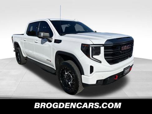Used 2023 GMC Sierra 1500 AT4 w/ AT4 Premium Package image 1