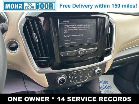 Used 2022 Chevrolet Traverse LS image 18