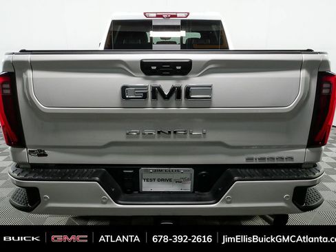 Used 2024 GMC Sierra 2500 Denali Ultimate image 31